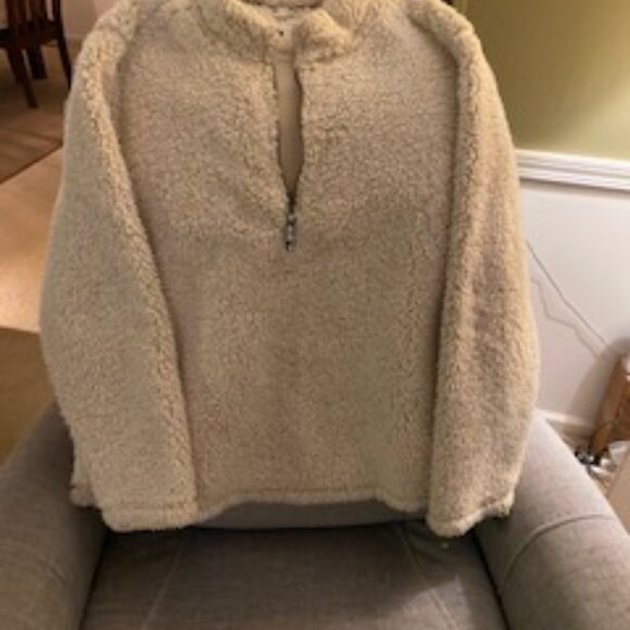 Plush pullover, zip neck jacket - Picture 2 of 5